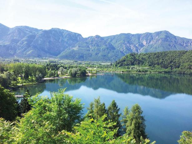campinglevico en september-offer-mobile-home-campsite-lake-levico-with-swimming-pool-and-beach 010