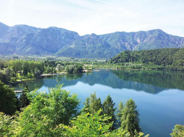 campinglevico nl aanbieding-september-stacaravan-camping-lago-levico-met-zwembad-en-strand 010