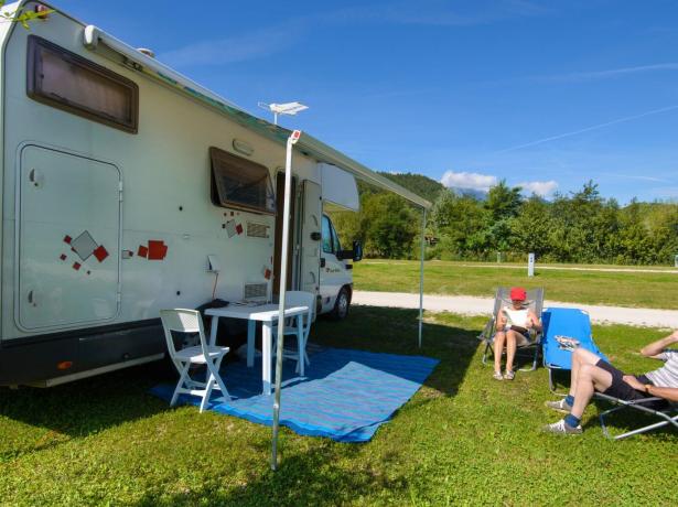 campinglevico it offerta-area-sosta-camper-lago-levico-trentino 009