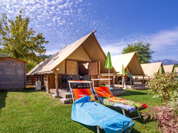 campinglevico en june-offer-campsite-lake-levico-with-glamping-tents 008