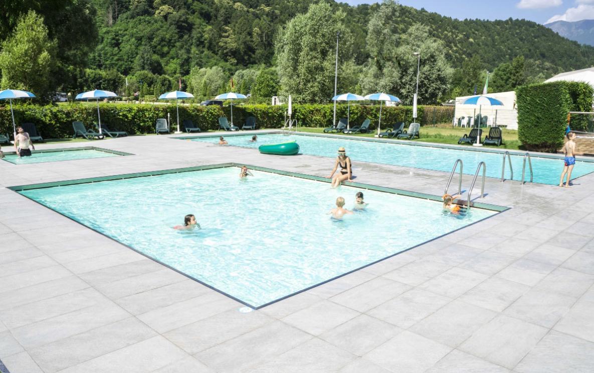 campinglevico de swimmingpools 016